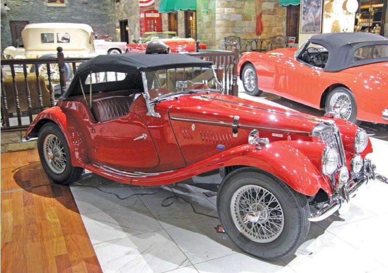 A 1955 MG T-1500 at Lenny’s Car Collection.